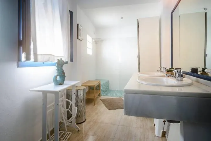 Apartamento Con Terraza Vistas Al Mar. Conil De La Frontera 0*,  Spain